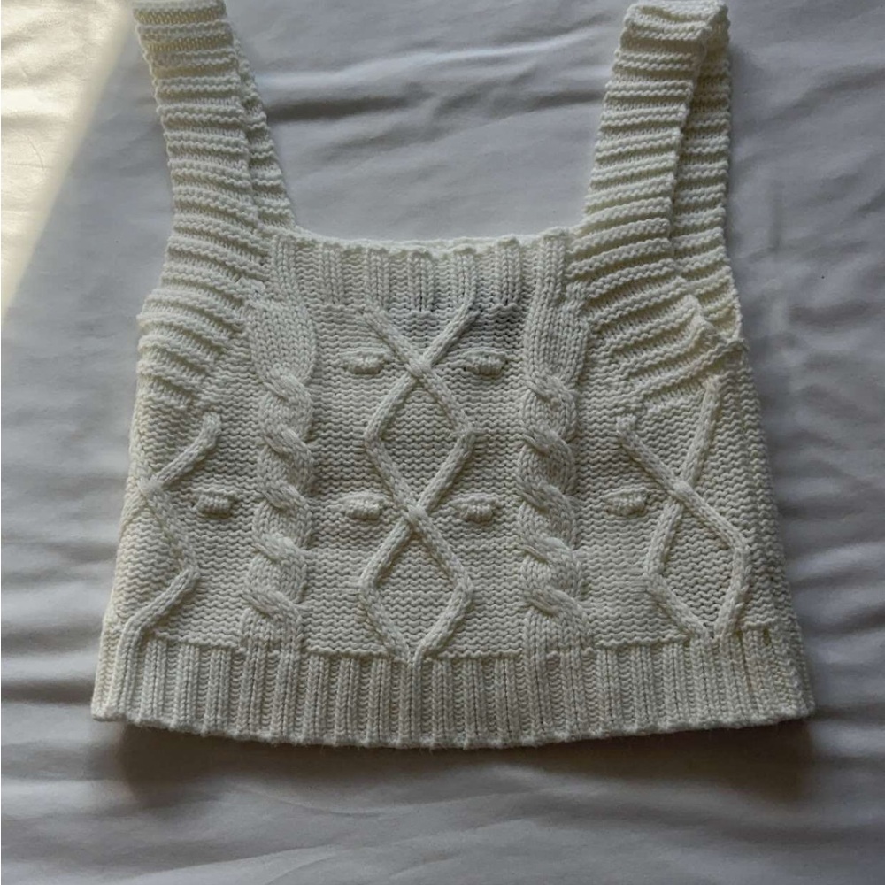 Kendall & Kylie Cream Cable Knit Tank Top